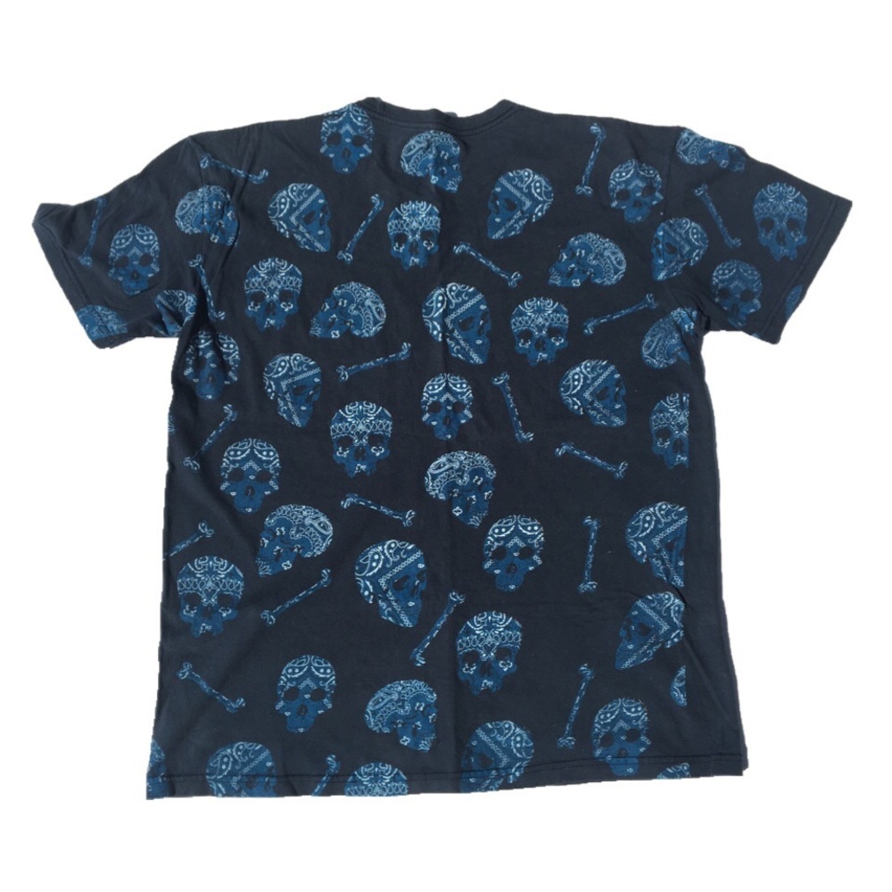 🌈🌈 blue skull pocket tee shirt